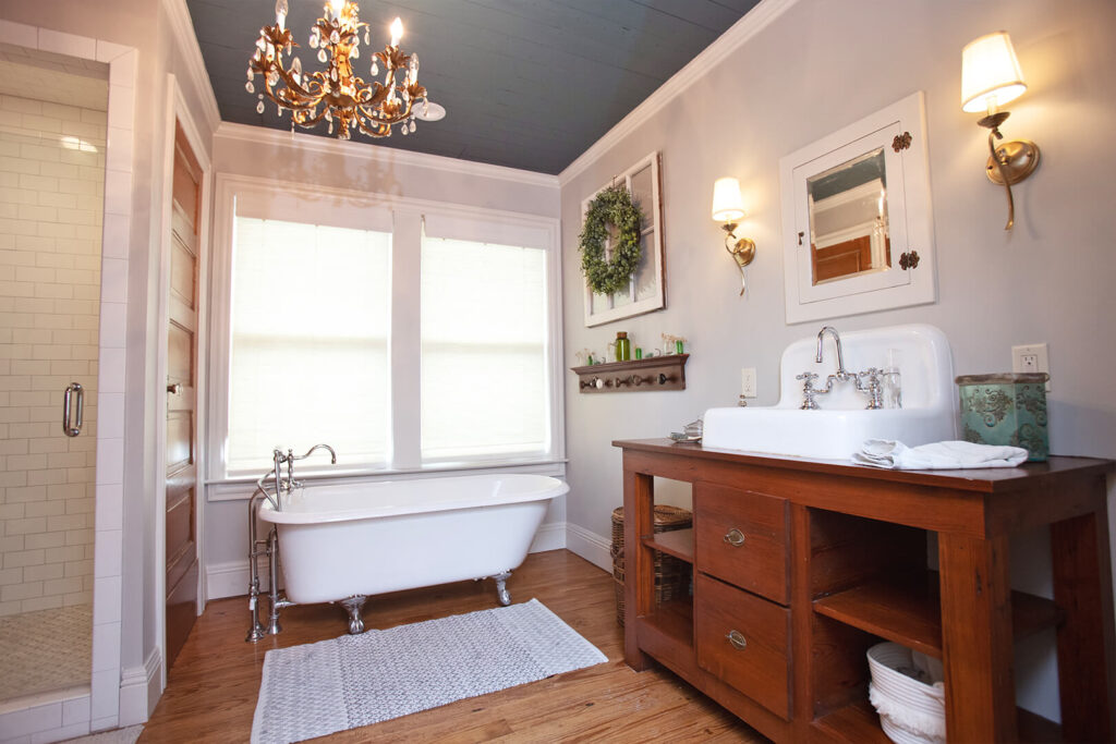 717 pujo street bathroom