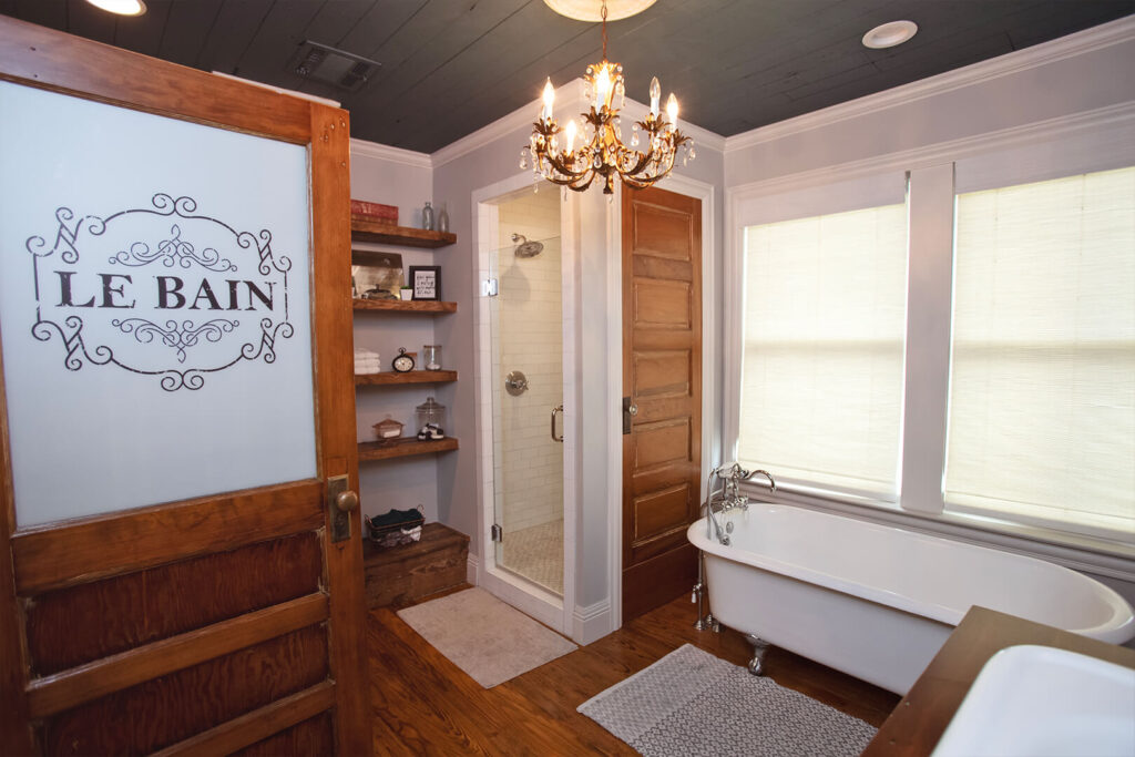 717 pujo street bathroom le bain