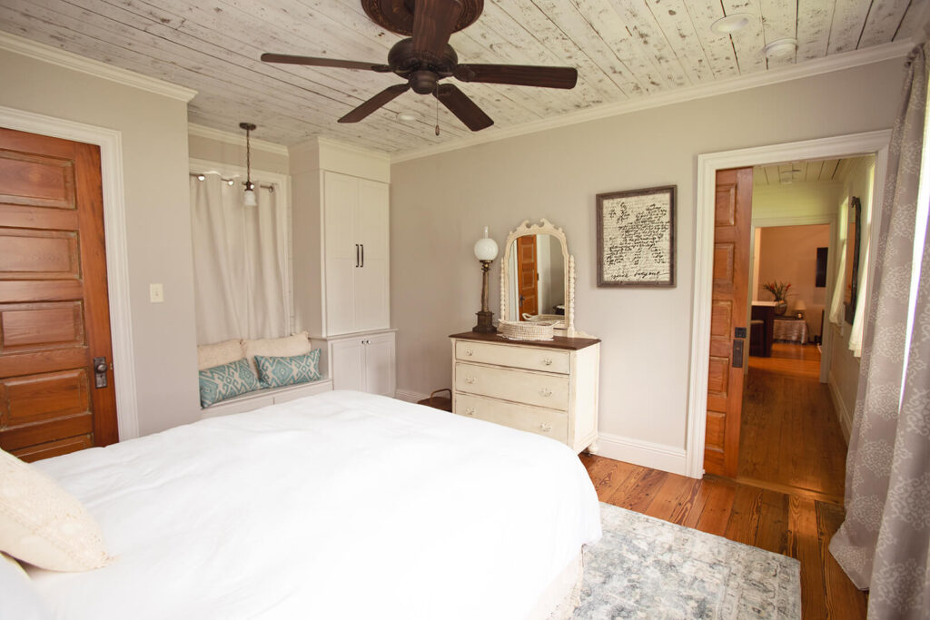 717 pujo street bedroom alt