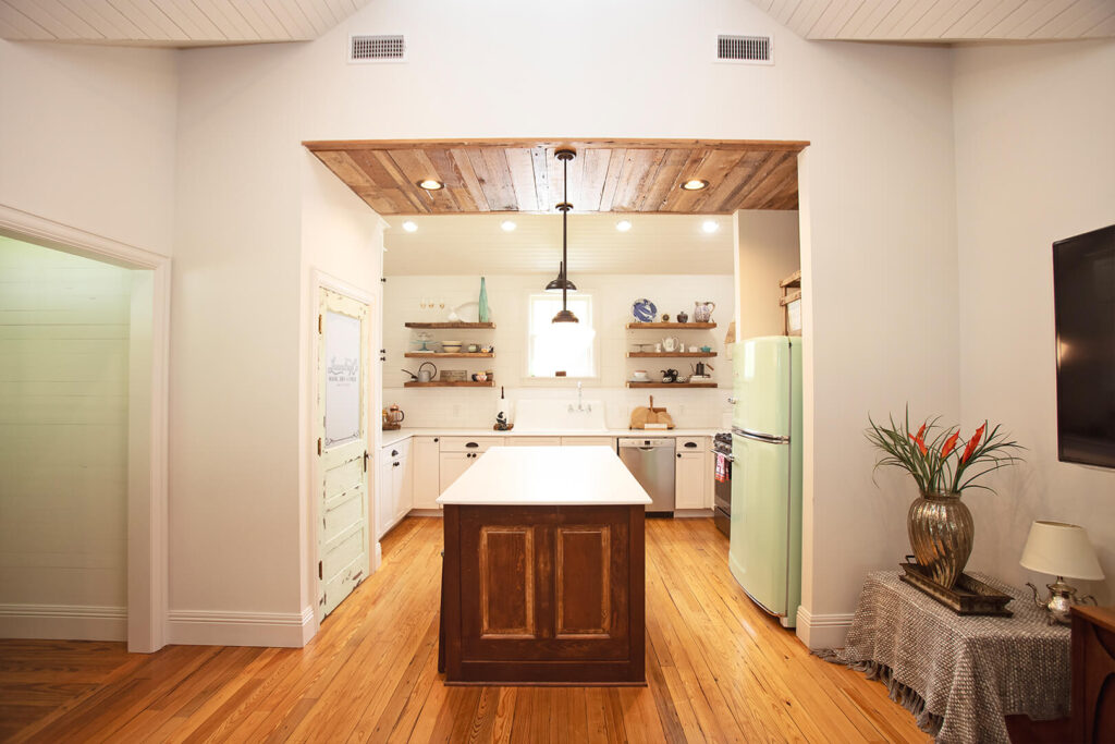 717 pujo street kitchen alt8